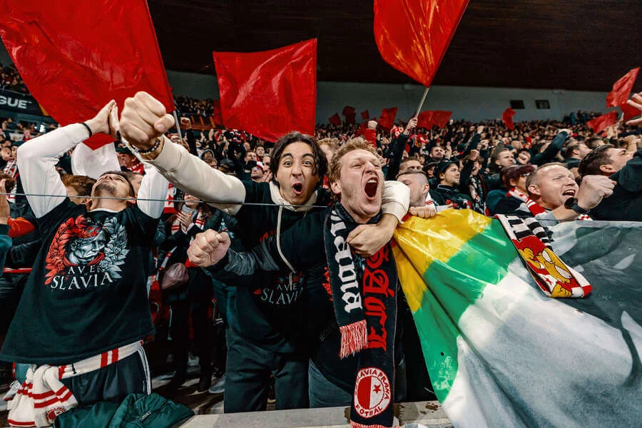 Fotbalový zážitek s výhledem na hvězdy: SK Slavia Praha